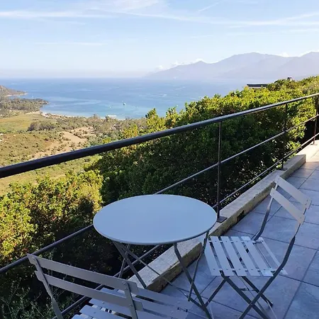 Apartman Les Hauts De Fromentica *
